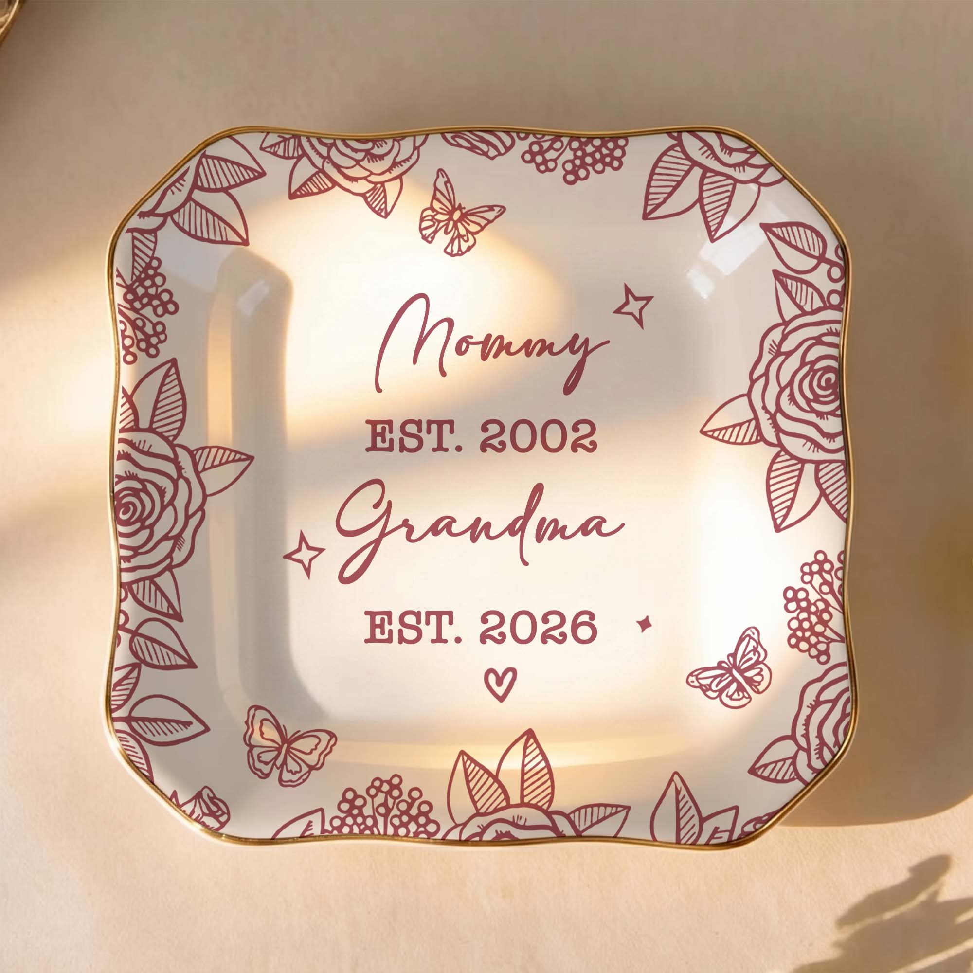Personalized Grandma Ring Dish – A Timeless Celebration of Family