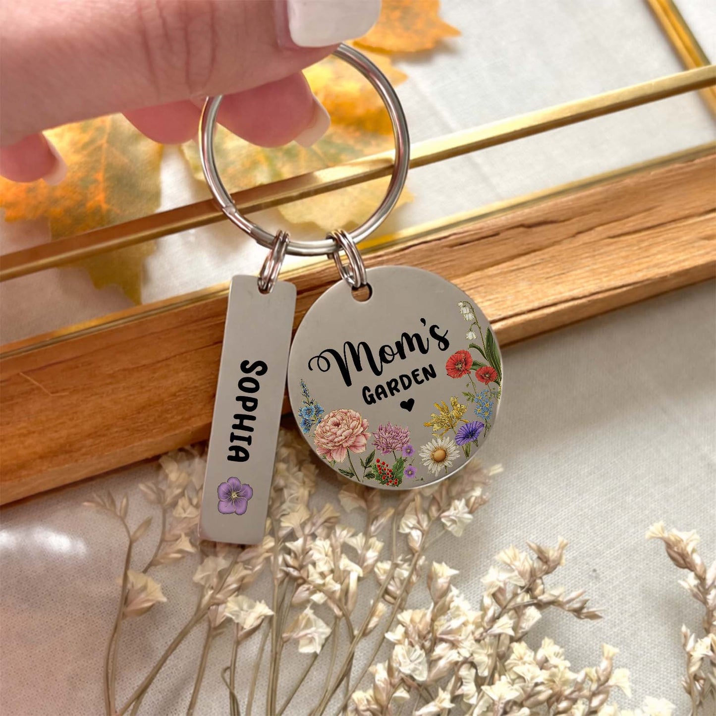 Personalized Mom’s Garden Stainless Steel Keychain – Custom Birth Flower Gift for Mom