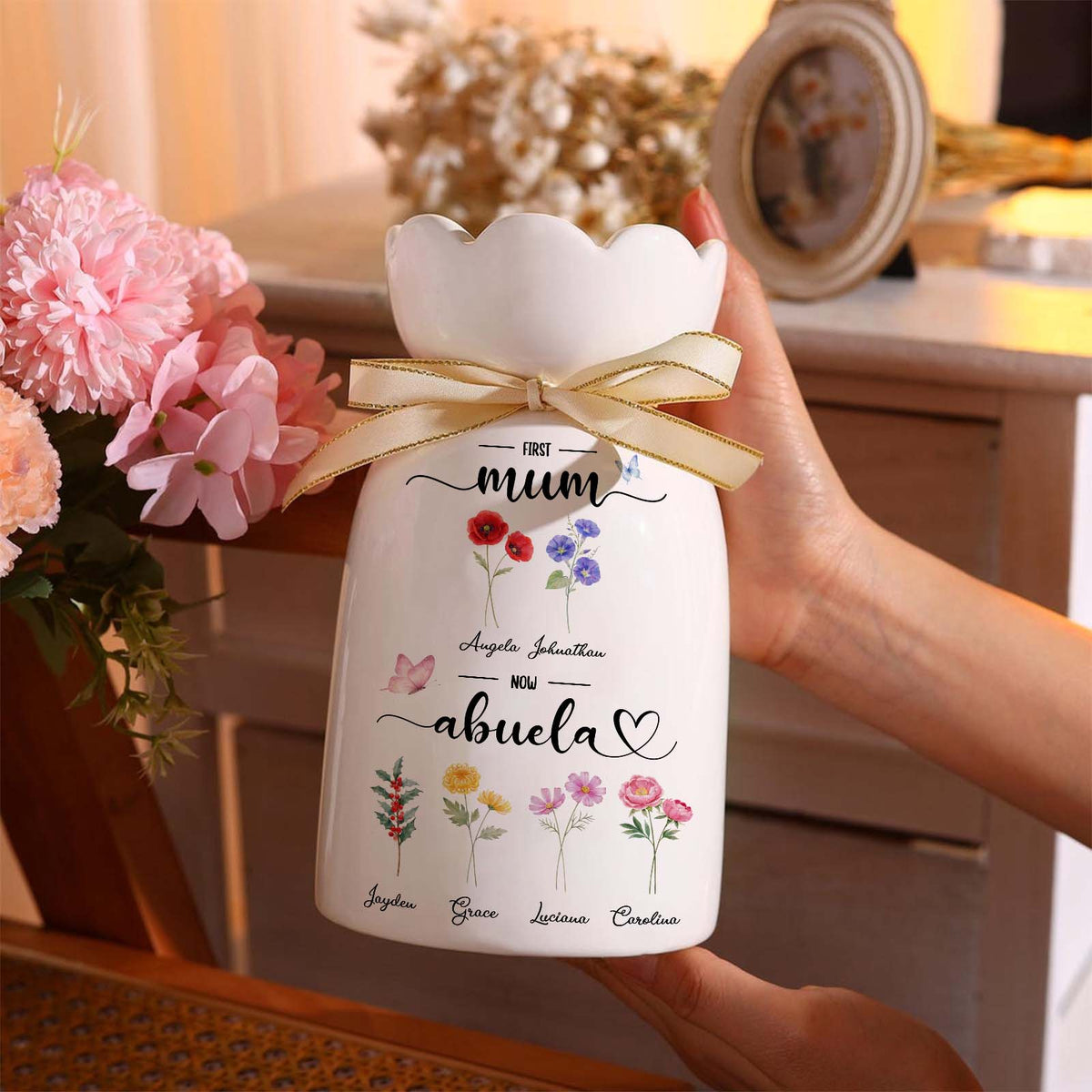 Custom Birth Flower Vase – Personalized Gift for Mom & Grandma