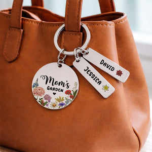 Personalized Mom’s Garden Stainless Steel Keychain – Custom Birth Flower Gift for Mom