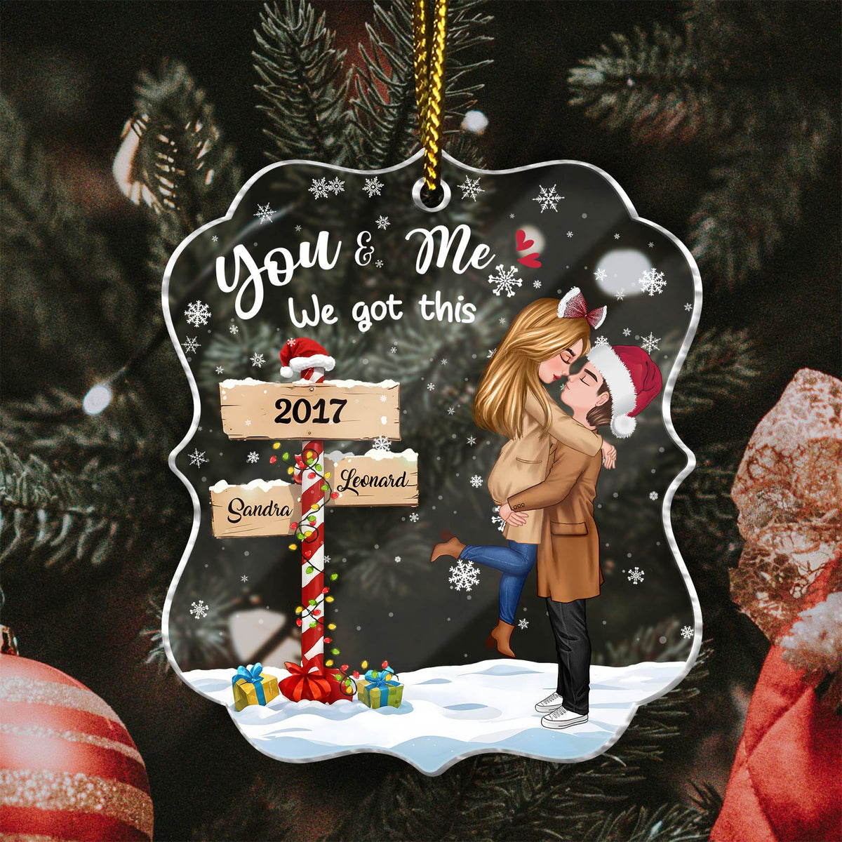 365Gifty personalized couple ornament with cartoon couple, snow, and holiday decorations