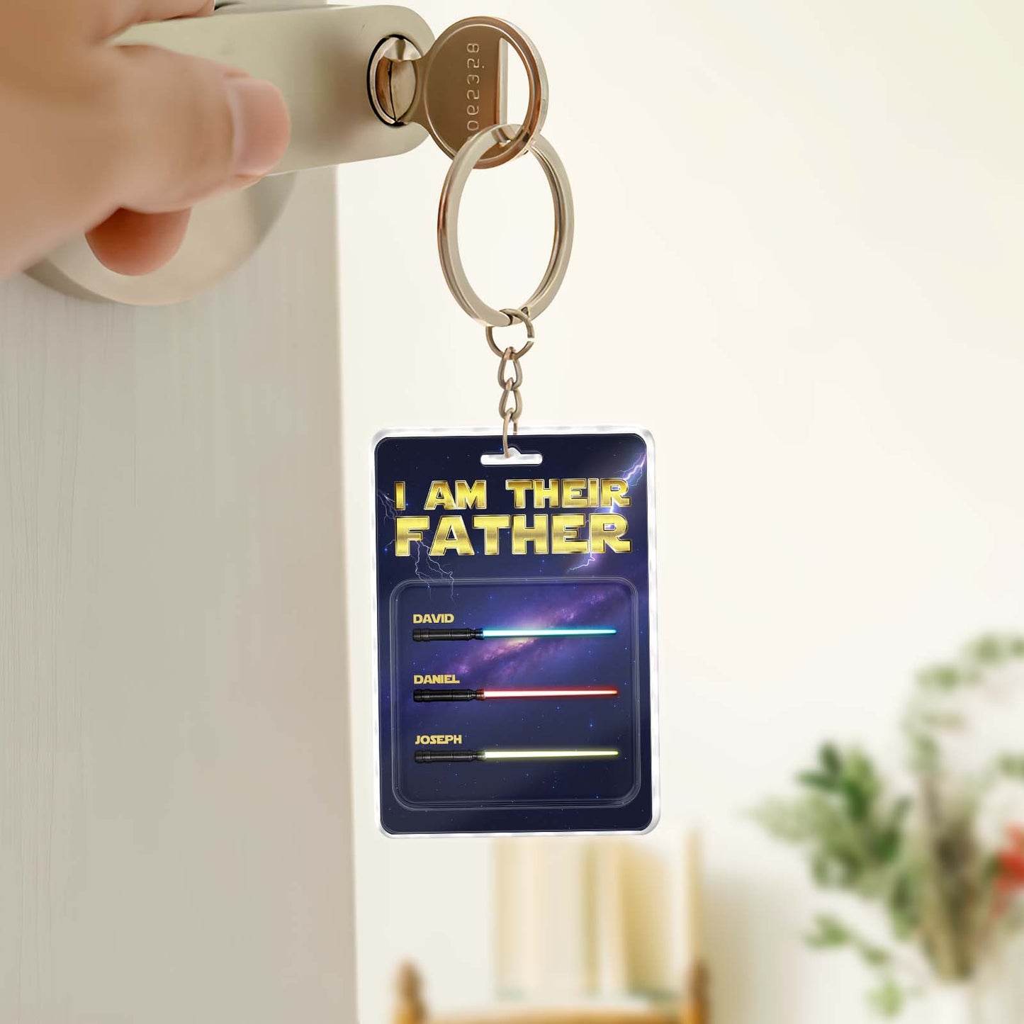 Personalized father keychain featuring customizable names, perfect gift for dads