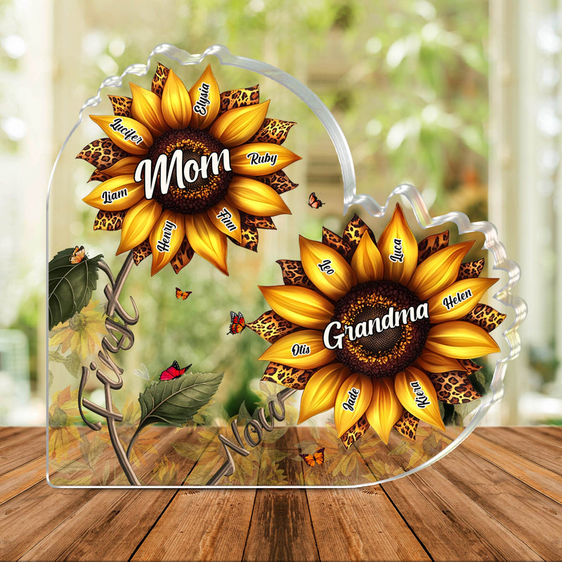 Personalized mom acrylic plaque featuring a sunflower design and custom names for a heartfelt gift