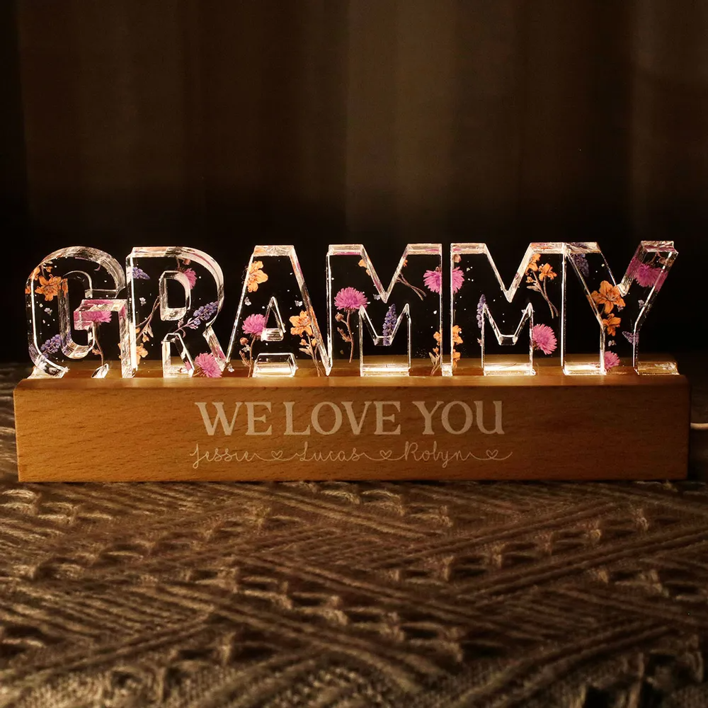 Personalized mom birth LED Light in clear acrylic with floral design and wooden base for unique gifts