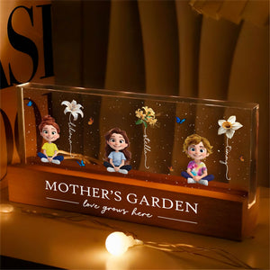 Personalized mom garden LED night light featuring three animated figures and floral design