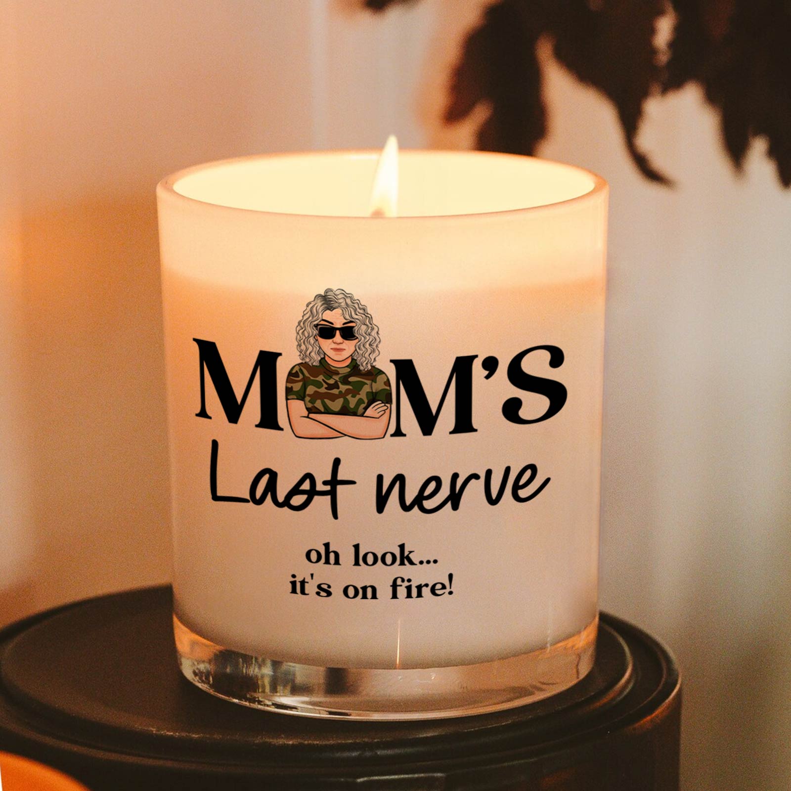 Personalized mom scented candle with a humorous design and a stylish jar for Mother's Day gifts