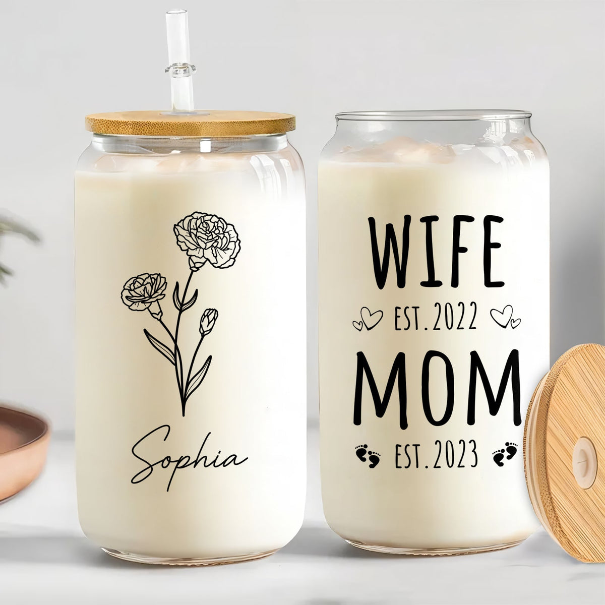 Personalized Mother's Day glass can with floral design and custom name for a special gift