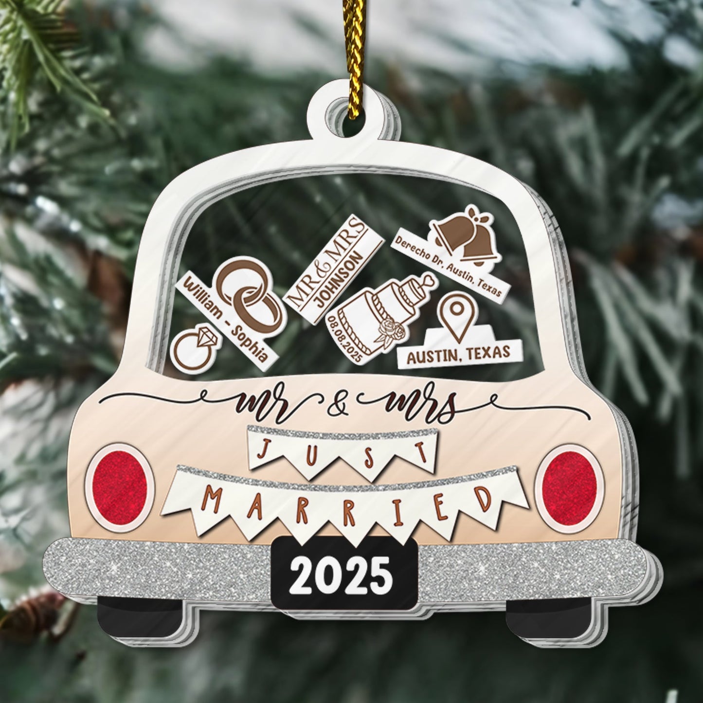 Personalized wedding car ornament featuring Mr and Mrs, with customizable names and wedding date
